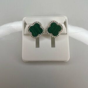Elegant 925 Silver Green Clover Earrings
